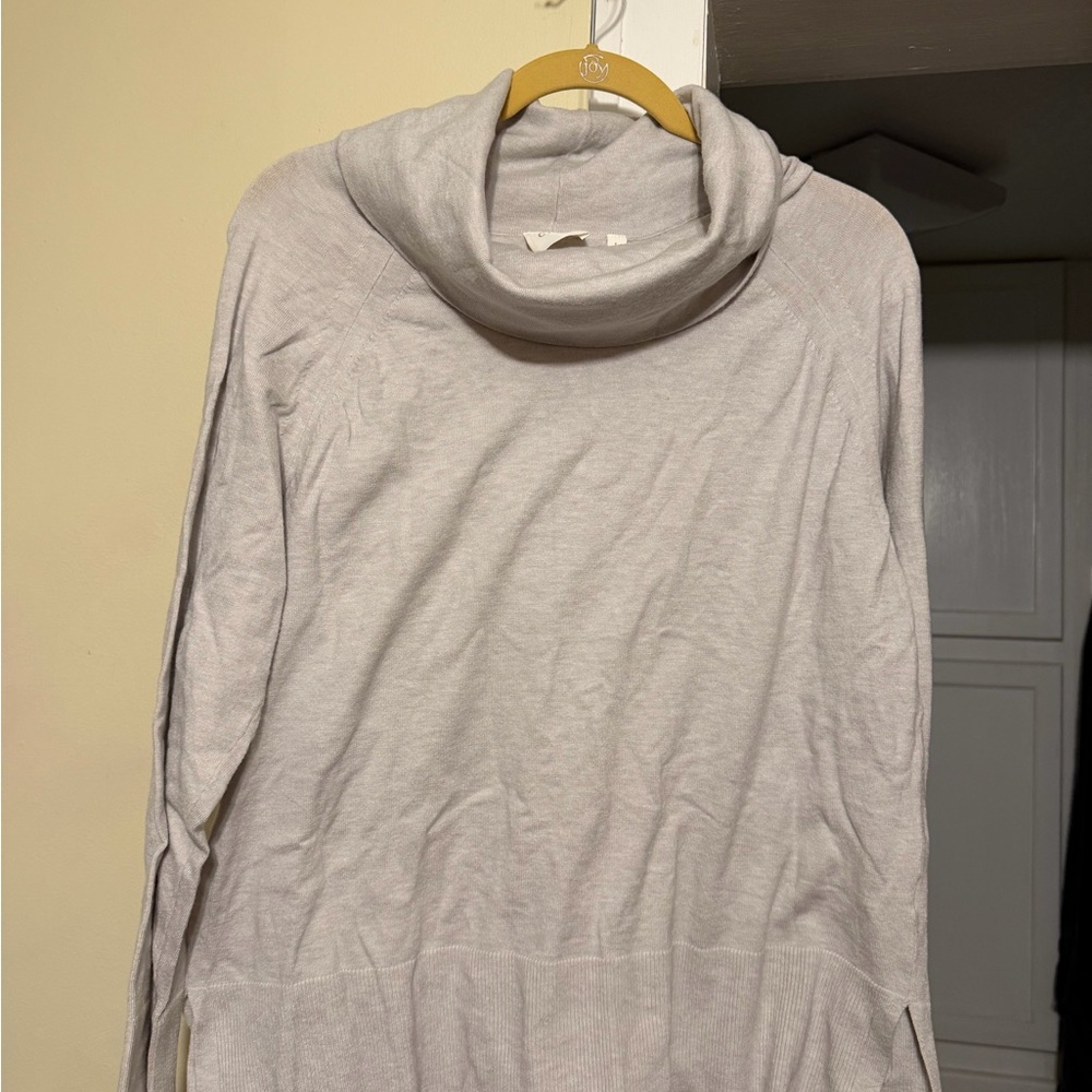 Cyrus Women's Cowl Neck Sweater - Soft Gray